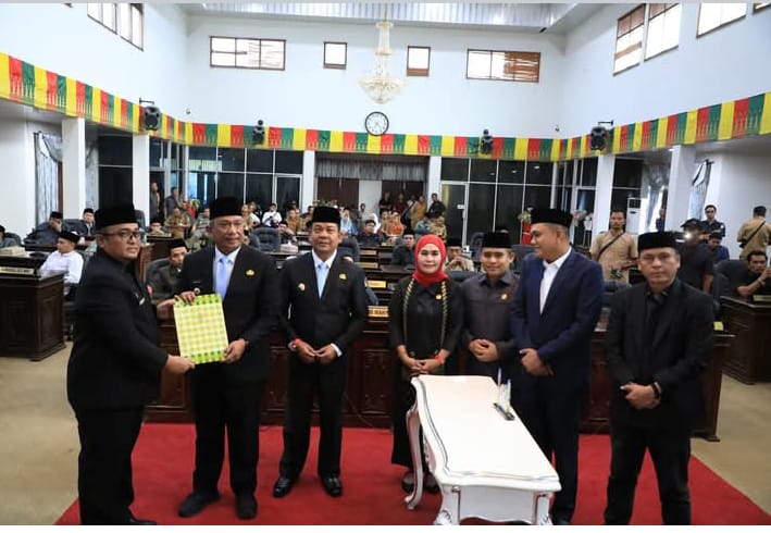 DPRD Rohul Gelar Sertijab, Sambut Bupati Baru dengan Harapan Baru