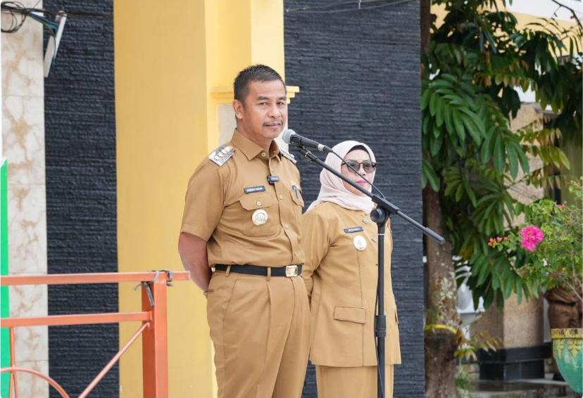 Perdana Pimpin Apel Gabungan, Bupati Kampar Ahmad Yuzar Ingatkan ASN Tingkatkan Disiplin