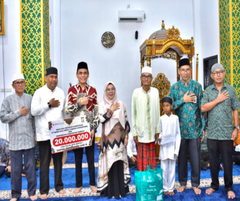 Wabup Kampar Safari Ramadan di Desa Sibiruang