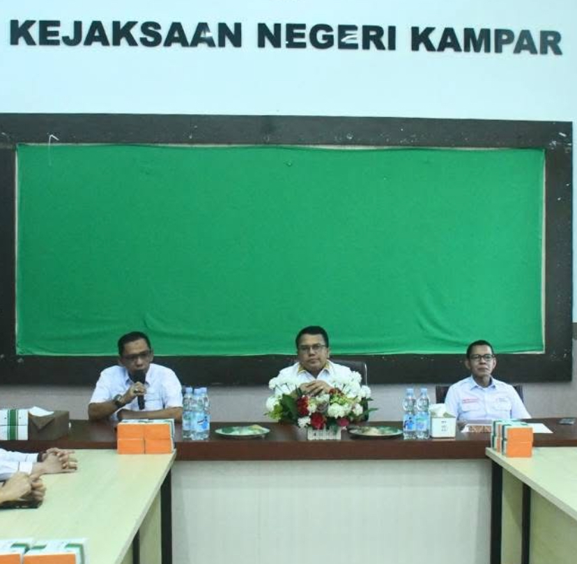 Kejari Kampar Amankan 16 Unit Aset Daerah, Diantaranya Ada 9 Unit Mobil Dinas