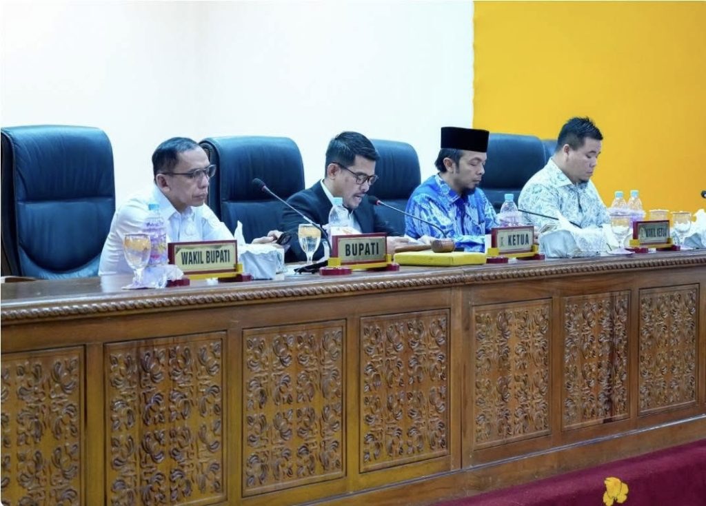 DPRD Kampar Sampaikan Laporan Reses dan Pembukaan Masa Sidang III 2025