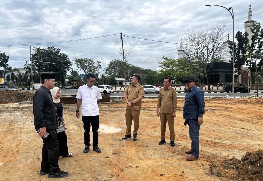 Tinjau Proyek Taman Kota yang Tuai Kontroversi,  Komisi IV DPRD Kampar Warning Keras  Dinas PUPR